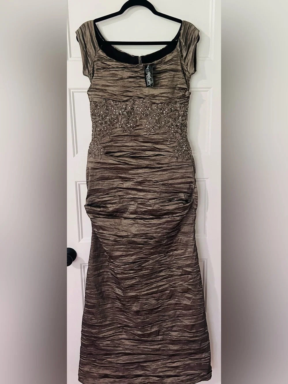Alex Evenings Smokey Taupe Beaded Ruched Mermaid Evening Gown Formal Dress 12